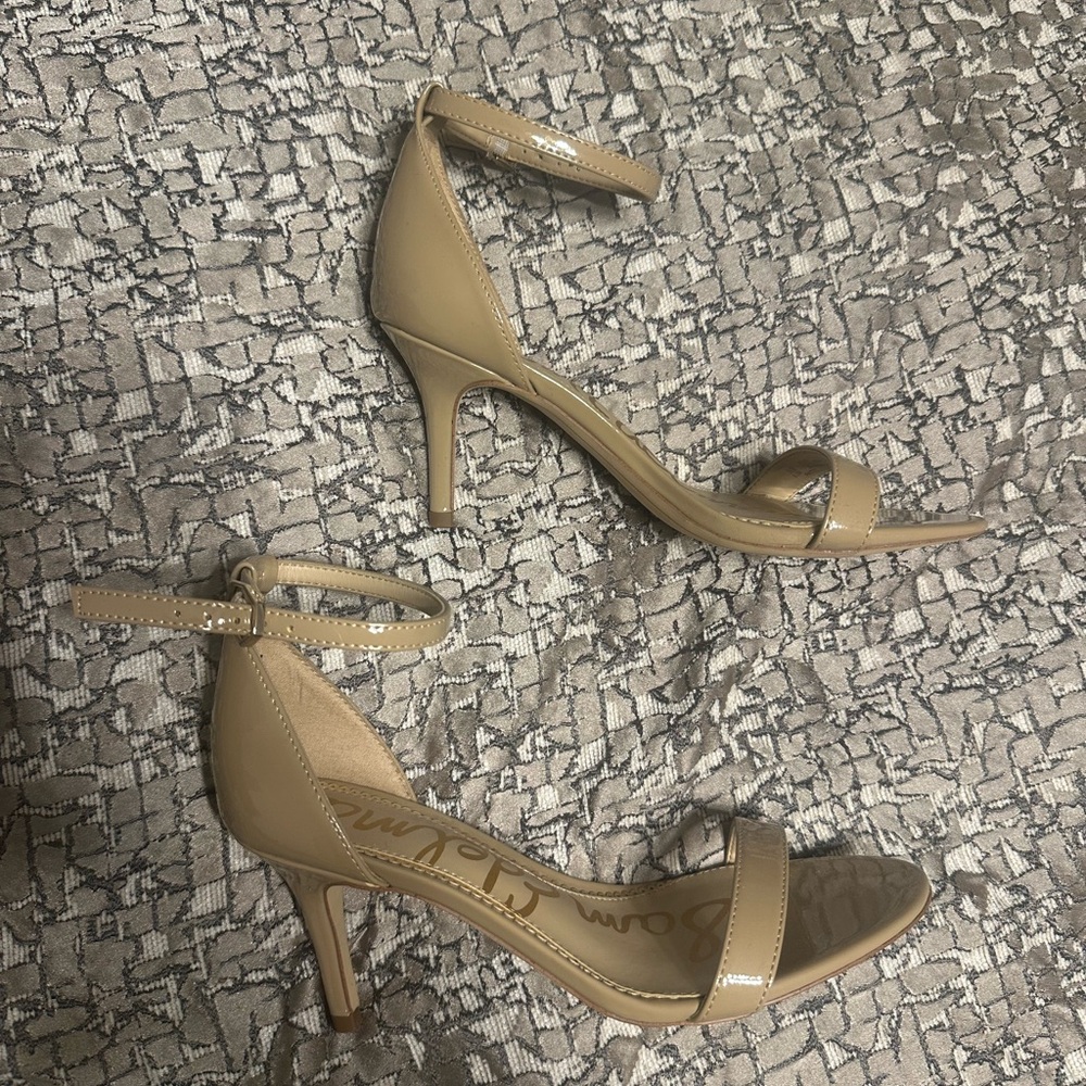 Sam Edelman beige nude heels